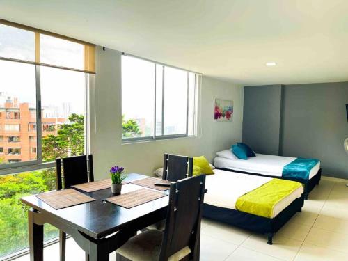 Hermoso apartamento cerca al Provenza y al tesoro