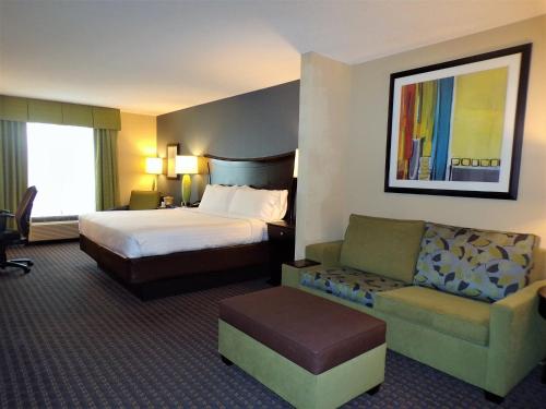 Holiday Inn Express Hotel & Suites Largo-Clearwater an IHG Hotel - image 10