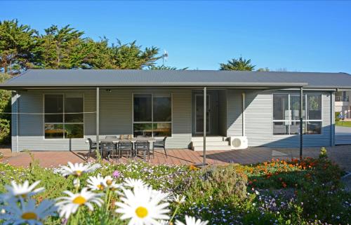 Oceans 5 - Serene Sanctuary, Walk to Beach & Cafés - Clayton Bay