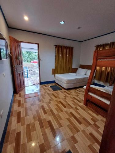 Camp Asgard by Camiguin Viajeros House Rentals