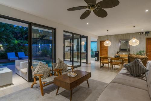 Three-Bedroom Villa image 8