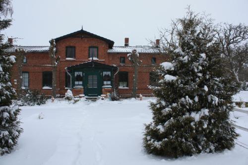 Ieeja, Landhaus Questin steht fur Ruhe und Erholung in Alt Bukow
