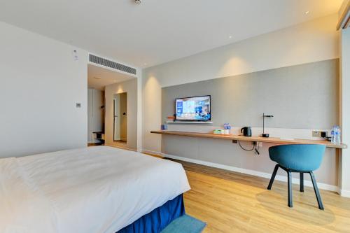 room detail thumbnail 1