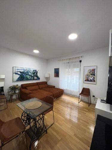 Comfortable flat in Paseo del Prado Atocha-ALMD8