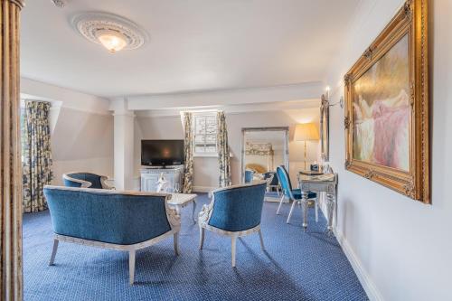 บริการและสิ่งอำนวยความสะดวก, The Riverside in เค็นเดล