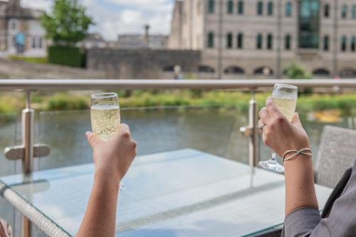 The Riverside - main image