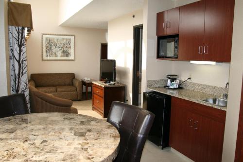 Executive King Suite 