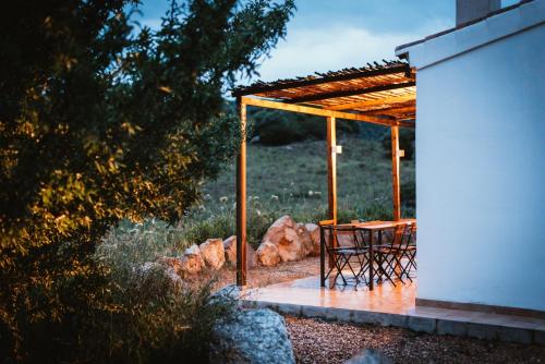 Auberge Santu Martine: cottage with pool (Sughera)