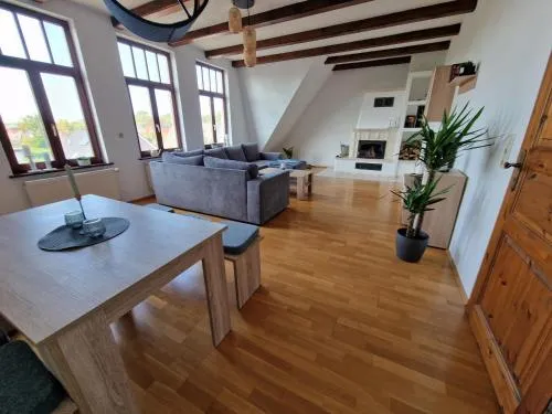 98qm Wohnung im Villenviertel - Voll ausgestattet mit Balkon und Kamin - WLAN gratis in Wilhelmshaven, Deutschland