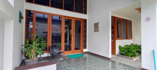 Rumah Oma Lembang for Family & Friends