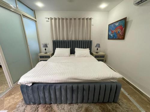 Apartment in Islamabad F-10 - image 3