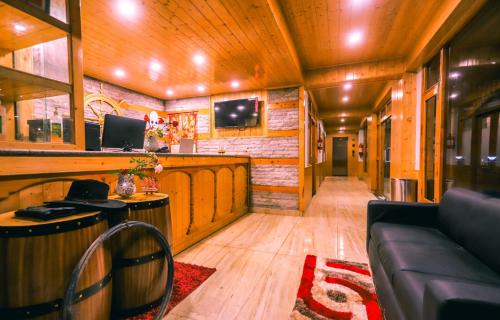 Smugglers Manali