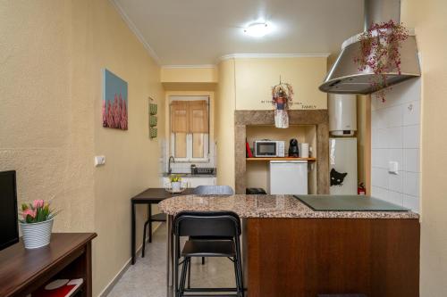 Cozy 1-bedroom Apt - Historic location by Lisbeyond - image 12