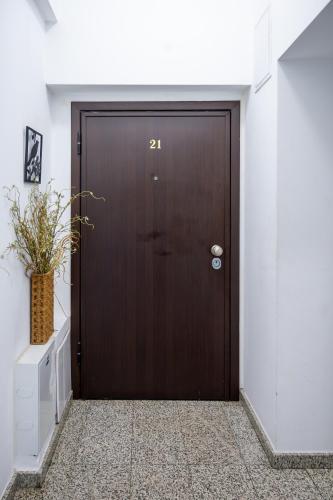Luxury and Sunny Studio with a view in TOP Center - image 14