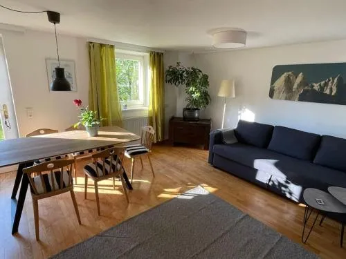Zentrales Apartment mit Terrasse in Zell am See, Österreich