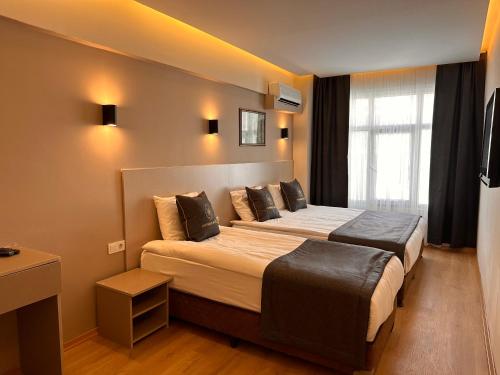 Triple Room image 8
