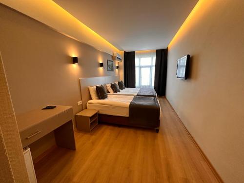 Triple Room image 4