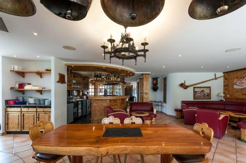 Alpe Fleurie Hôtel & Restaurant - image 5