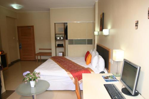 Metropole Hotel
