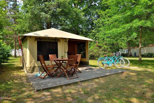 2 bedrooms, 3 beds