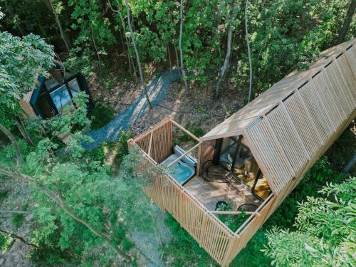 Slowood Cabins