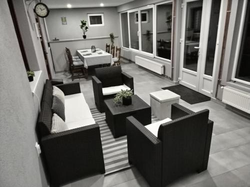 Apartment with Garden View