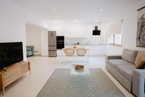 Las Canteras Beach Suites