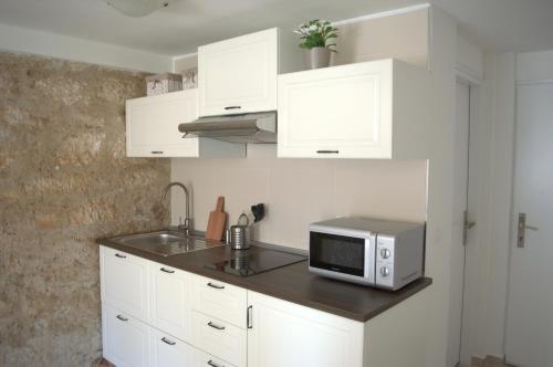 Central Apartment Adria - main image
