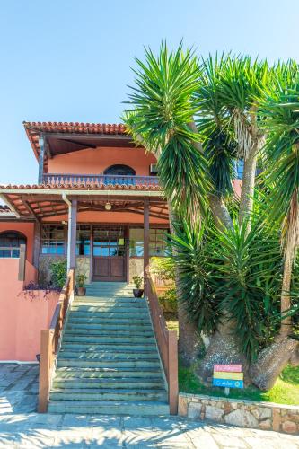 Фасада на хотела, Pousada dos Coqueiros Buzios in Бузиос