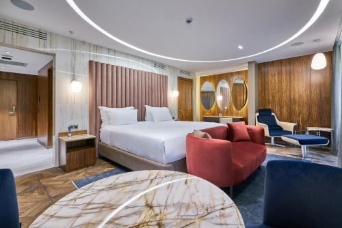 room detail thumbnail 0