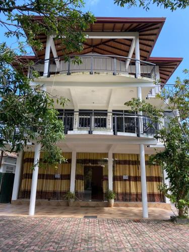 Massimo Hotel Weligama