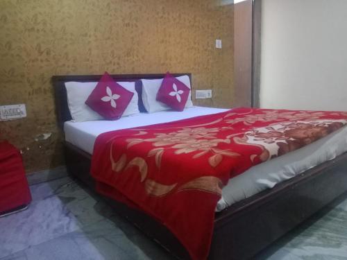 Deluxe Double Room image 10