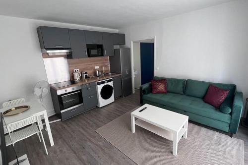 IDF11 Appartement T2 Luxueux Bondy gare, Paris en 15min