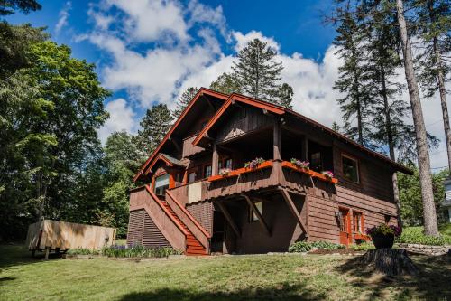 Ski Jump Chalet