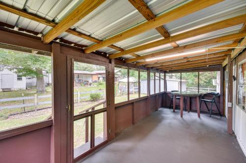 Eufaula Retreat Community Pool and Screened Porch!