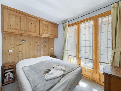 Chalet familial cosy pour 8 pers. près des pistes et commodités à Courchevel Le Praz - FR-1-568-44 (Chalet familial cosy pour 8 pers. pres des pistes et commodites a Courchevel Le Praz - FR-1-568-44) in Le Praz