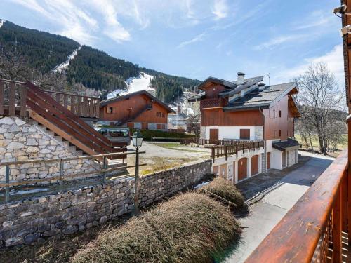 Chalet familial cosy pour 8 pers. près des pistes et commodités à Courchevel Le Praz - FR-1-568-44 (Chalet familial cosy pour 8 pers. pres des pistes et commodites a Courchevel Le Praz - FR-1-568-44) in Le Praz