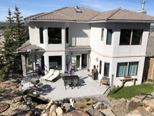 Rocky Mountain View Bed & Breakfast