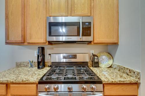 Inviting Austell Home 14 Mi to Downtown Atlanta! in Austell, USA