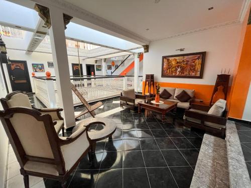 Riad Baddi in 살레