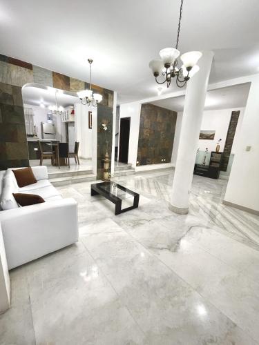 Casa con Habitaciones privadas