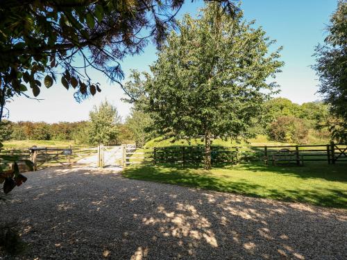 Hambleton Oakham - image 14