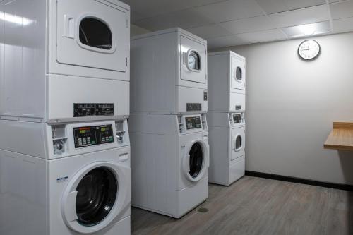 TownePlace Suites by Marriott Orlando Airport - image 14