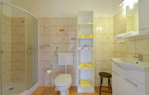 Apartment Daria with Private Pool - image 10