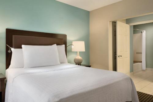 Homewood Suites Grand Rapids - image 14