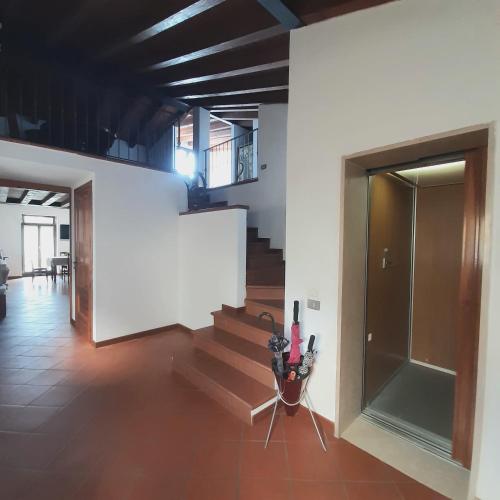  Loft trabucco panoramico 4 camere 7posti letto vista lago e centro storico in Salò