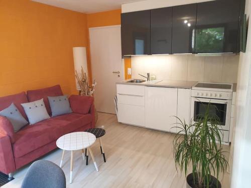  Studio agréable avec accès indépendant., Pension in Yverdon-les-Bains bei Lully