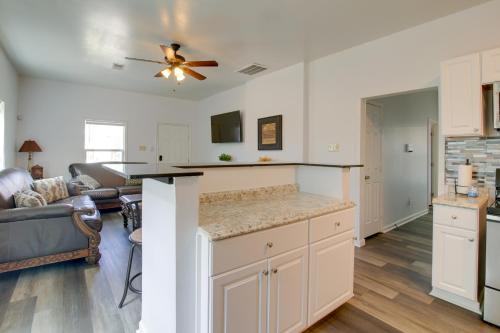 Centrally Located Memphis House 2 Mi to Beale St! in Memphis, USA