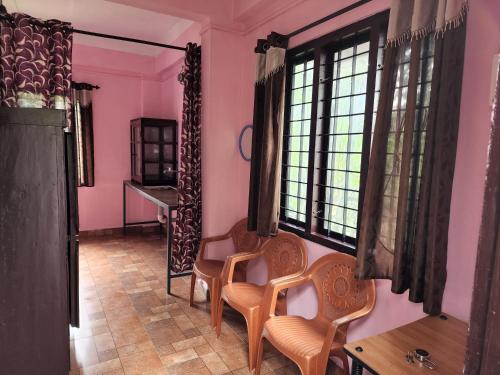 Cherry Blossom home stay- Munnar