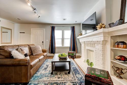 Putnam Pad I -near Asian District- just off I-44 in Oklahoma City, USA